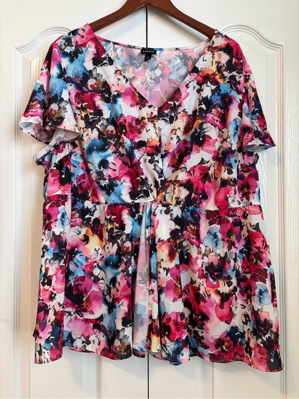 torrid Pink Multi Floral V-Neck Flutter Sleeve Tunic